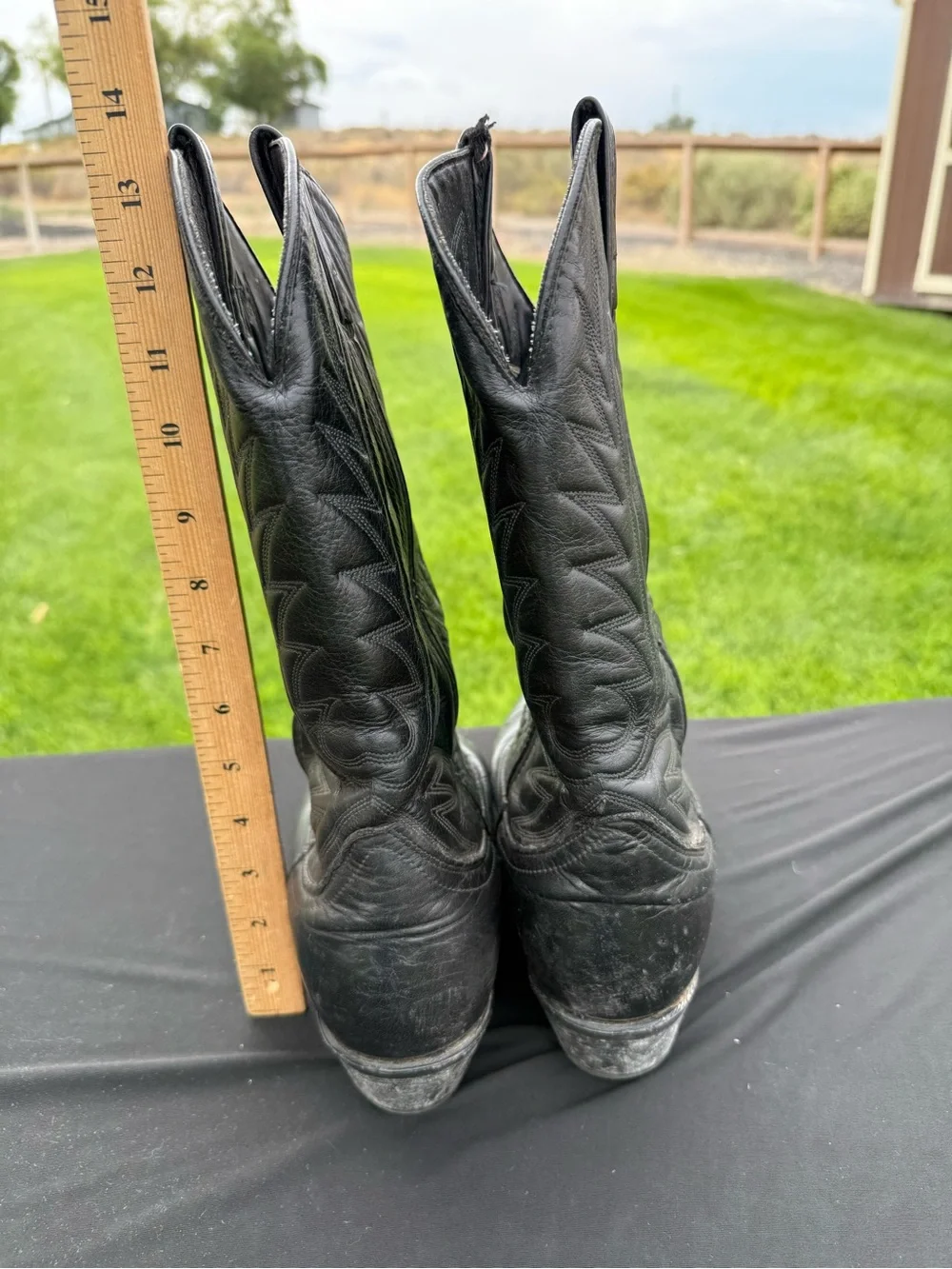 Vintage Tony Lama 6991 USA made Cowboy Boots Size 9 E Men’s Black Leather.